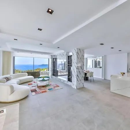 Villa Sky Line *