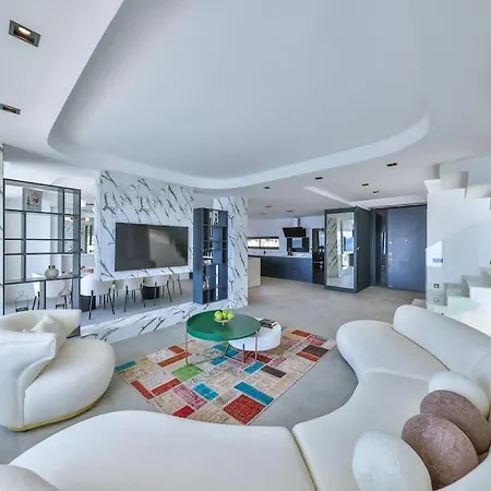 Sky Line - Private Pool - Panoramic Sea View * كاس