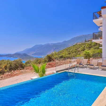 Sky Line - Private Pool - Panoramic Sea View فيلة