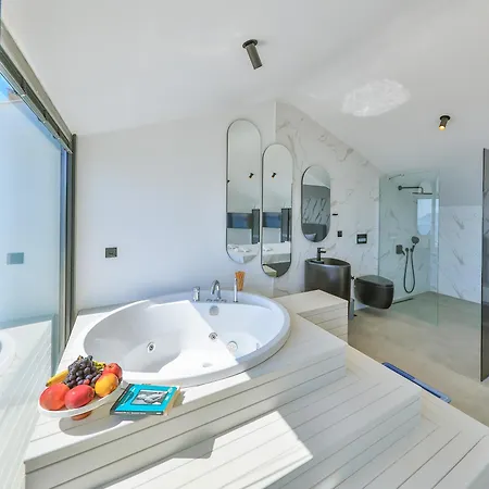 فيلة Sky Line - Private Pool - Panoramic Sea View *