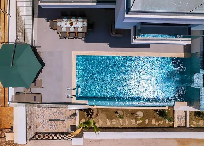 Villa Sky Line